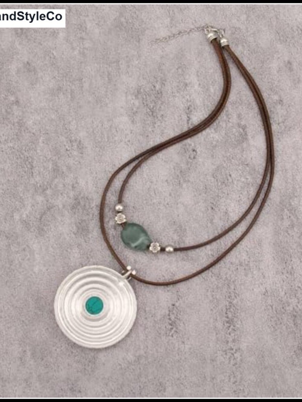 Boho Necklace Women Chunky Circle Pendant Faux Leather Choker - Picture 4 of 6